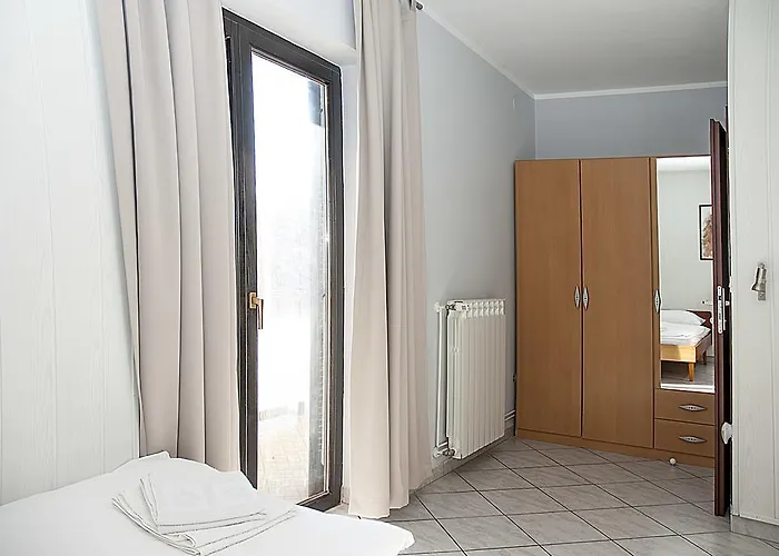 Paolija Appartement *